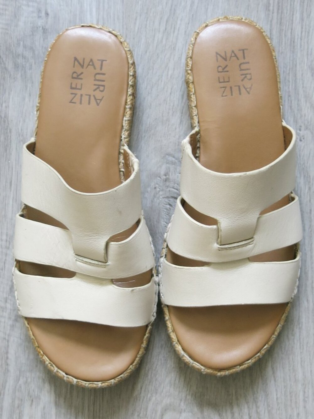 Naturalizer Arden Strappy Slide Beige Women's Leather Sandal - Size 7 M US